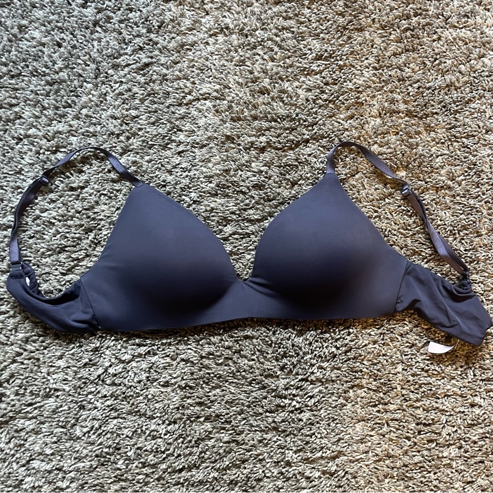 Victorias Secret T-shirt Bra 32D